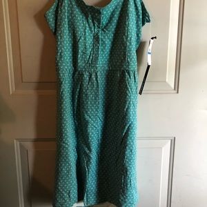 Adorable O’Neil back cut out mini dress. Wmns XL